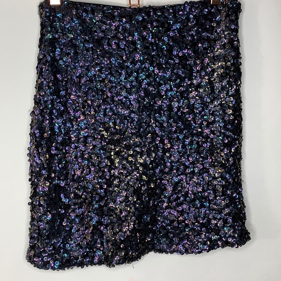 NEW • FREE PEOPLE • Sequin Mini Skirt • 4 - Picture 3 of 6